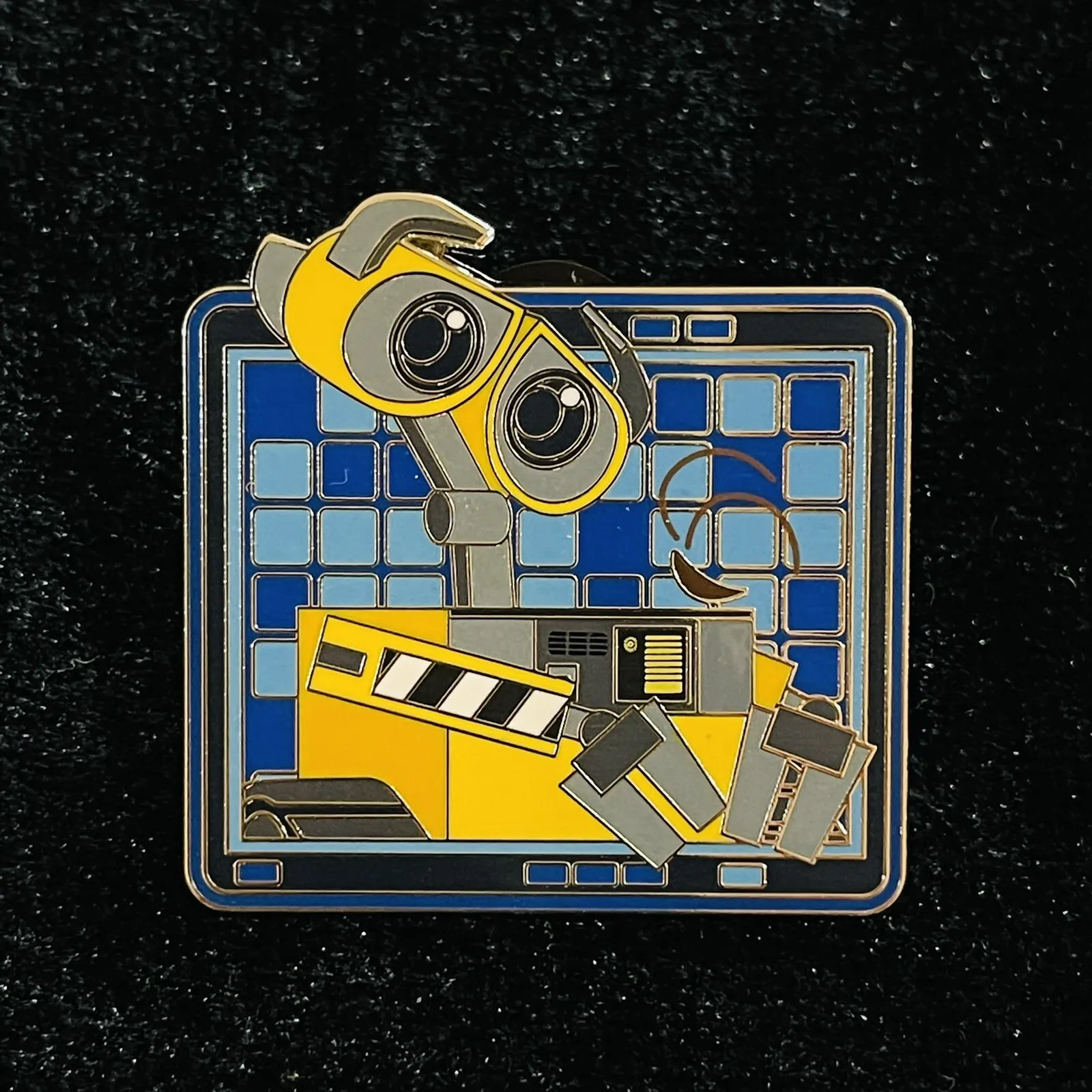 Lr Wall E Pixar Best Friends Mystery Wdw One Family Epcot Event Disney Pin 2022