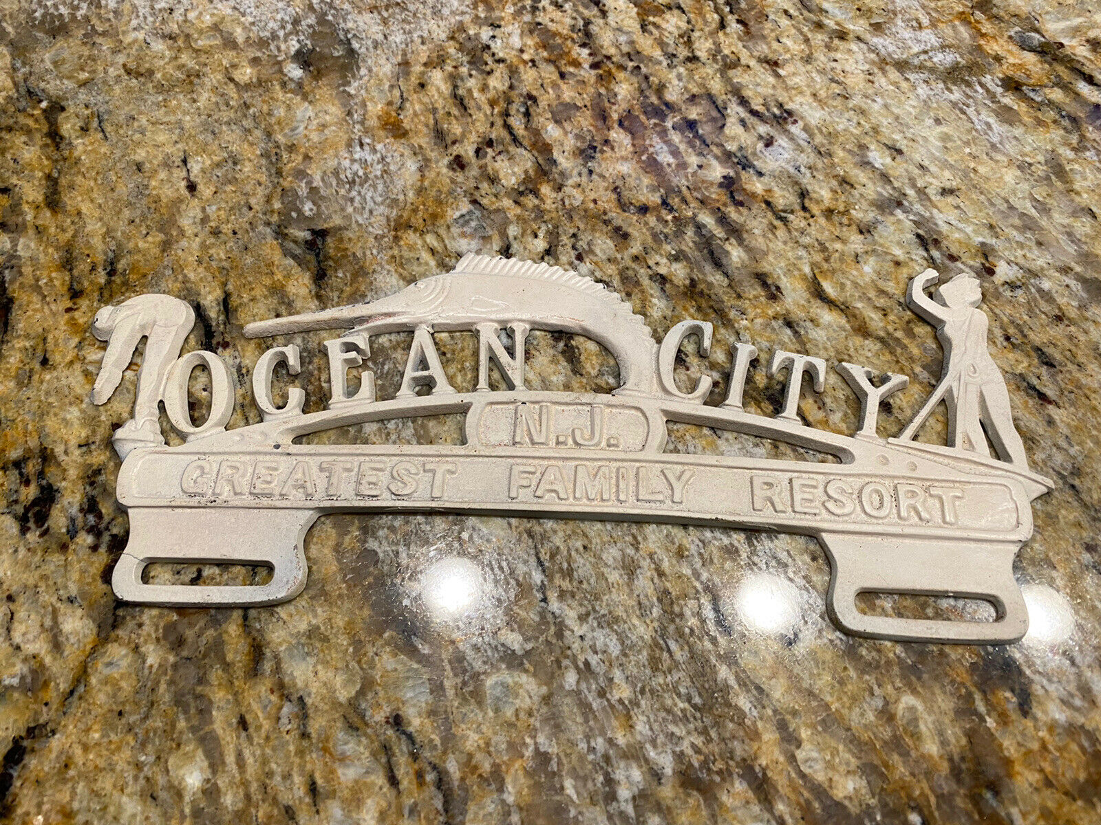 Rare Vintage Ocean City Nj Great Family Resort License Plate Frame Topper