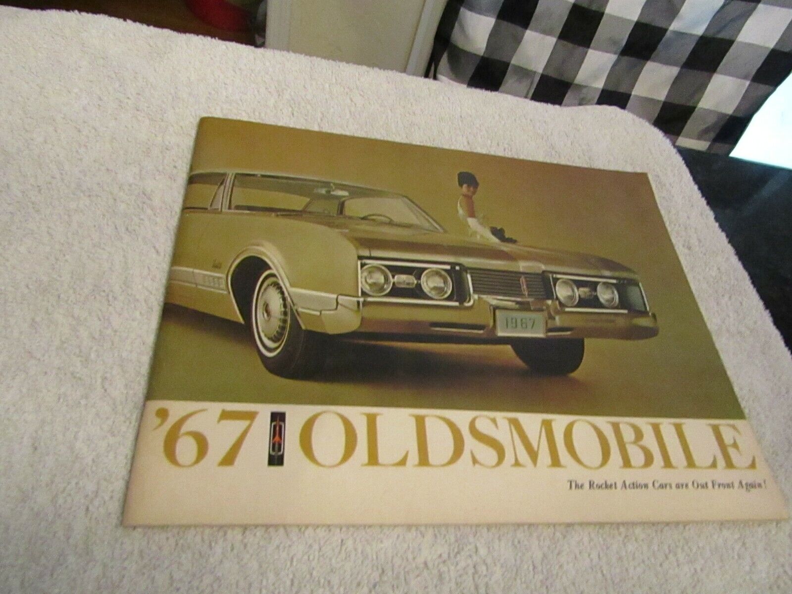 Vintage 1967 Oldsmobile Oem New Car Sales Brochure Nos Illini Motor Springfield