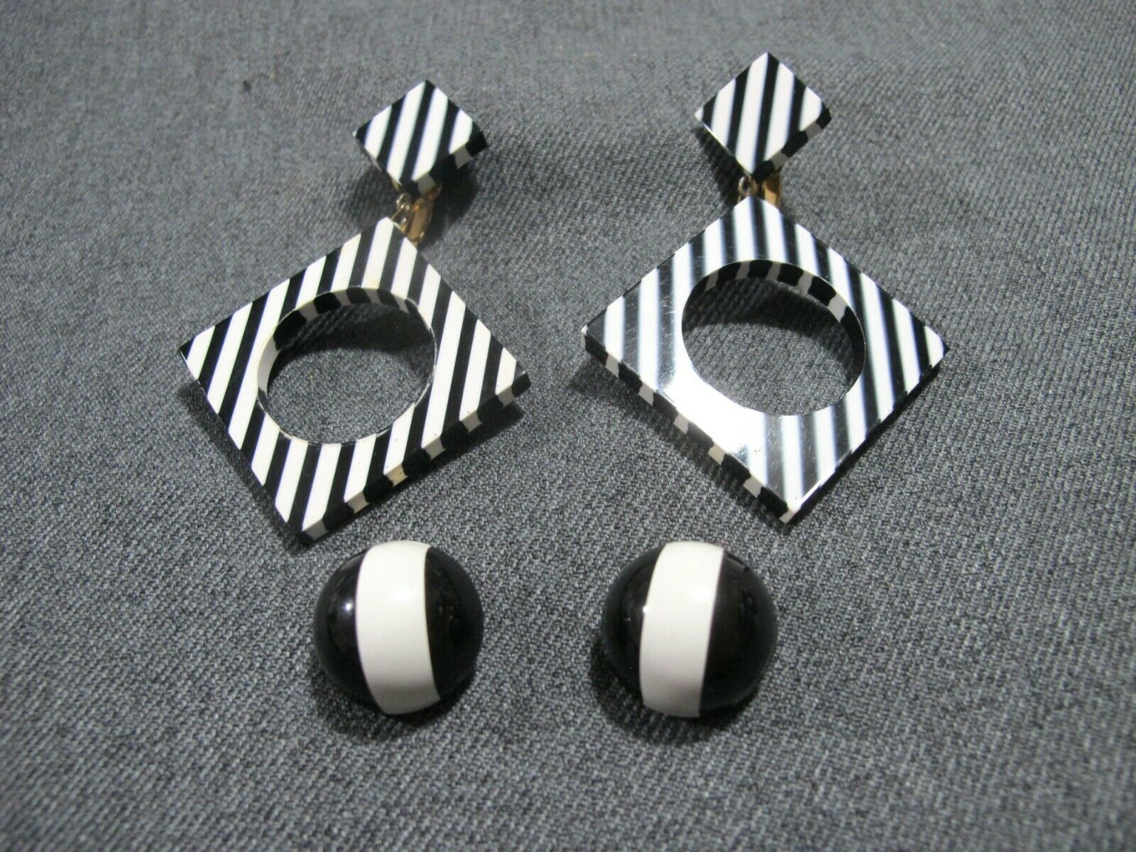 Vintage 60's Style Striped Black & White Plastic Earrings One Marked Hong Kong