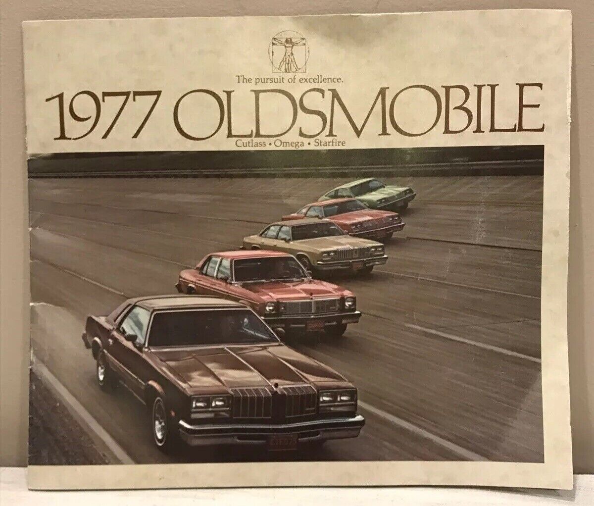 1977 Oldsmobile Sales Catalog Brochure Booklet Cutlass Omega Starfire Photos